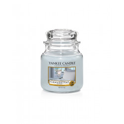 Yankee Candle - A calm quiet & place